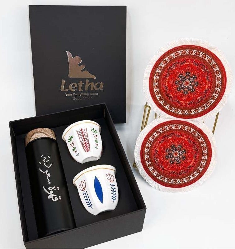 ليثا مجموعة هدايا ترمس من 3 قطع لفنجان قهوة عربي تتضمن ترمسًا من الفولاذ المقاوم للصدأ سعة 500 مل مع غطاء من خشب الحبوب وكوبين قهوة مزدوجين سعة 80 مل، مناسب للهدايا وأكواب هدايا اليوم - Image 2